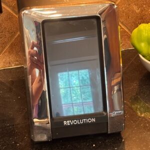 Revolution Touchscreen Toaster with Reflective Finish